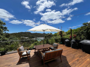 Sleep with the Kiwis in Doves Bay